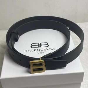 2.8 cm Balenciaga Black Leather Belt with Gold B Buckle Size 105/42